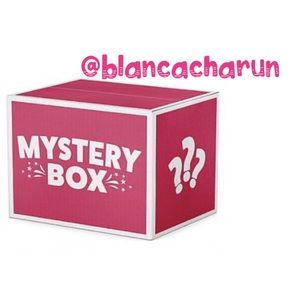 ❤️ 5 Item Mystery Box ❤️